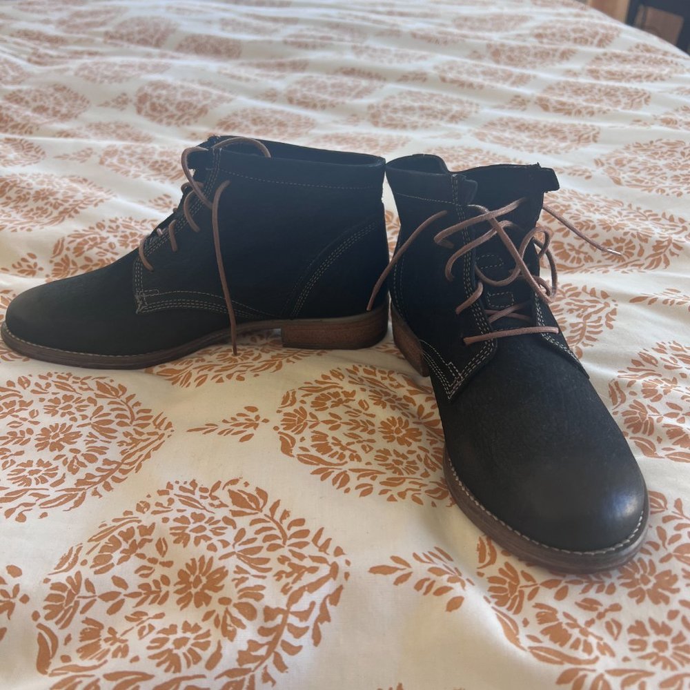 Josef Seibel ankle boots